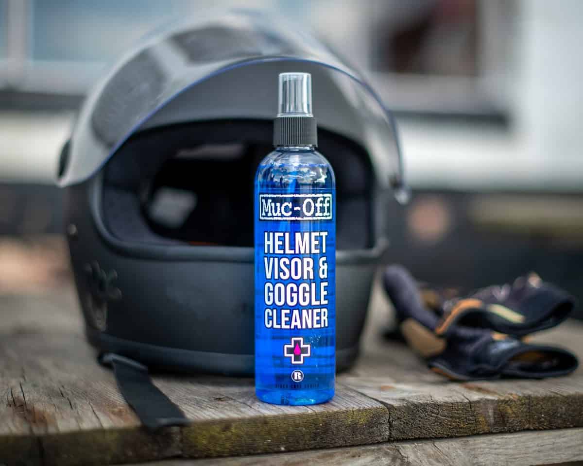 Muc-Off Helmet, Visor & Goggle Cleaner – 250ml Muc-Off